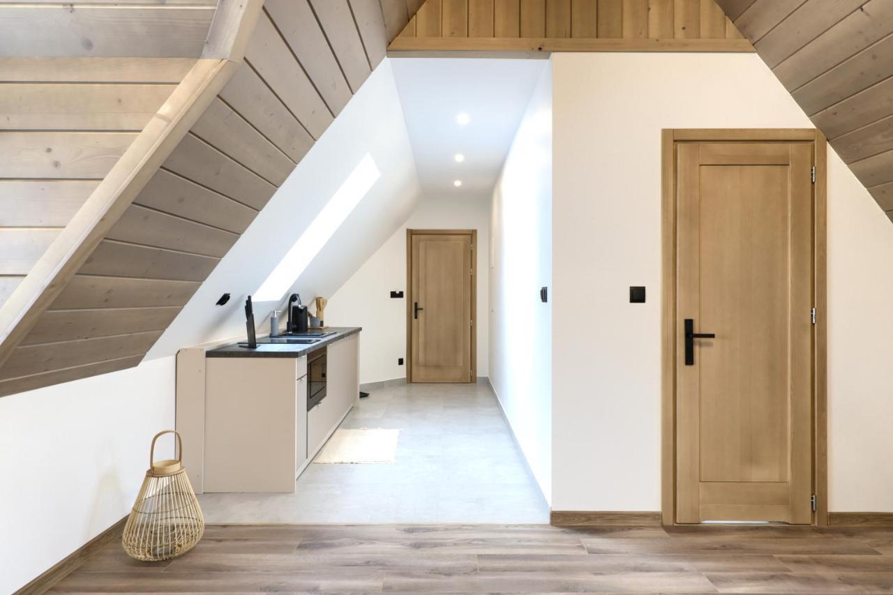 Hill House Apartamenty เบียลกาตัทร์ชันสกา ภายนอก รูปภาพ