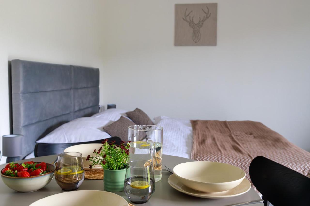 Hill House Apartamenty เบียลกาตัทร์ชันสกา ภายนอก รูปภาพ