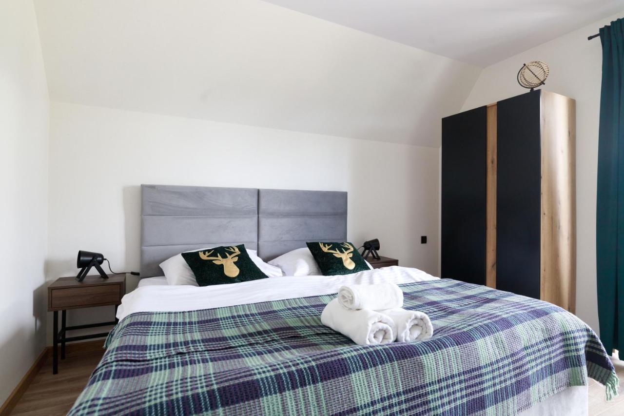 Hill House Apartamenty เบียลกาตัทร์ชันสกา ภายนอก รูปภาพ