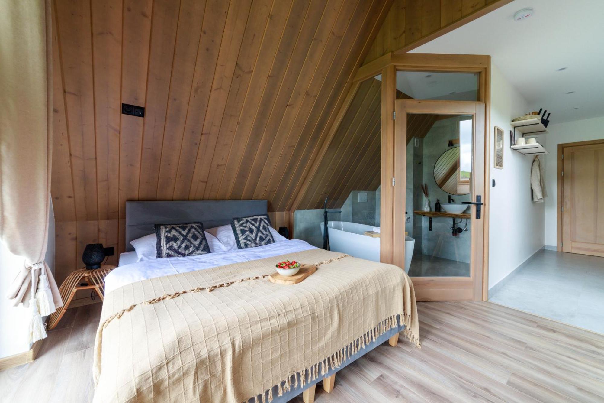 Hill House Apartamenty เบียลกาตัทร์ชันสกา ภายนอก รูปภาพ